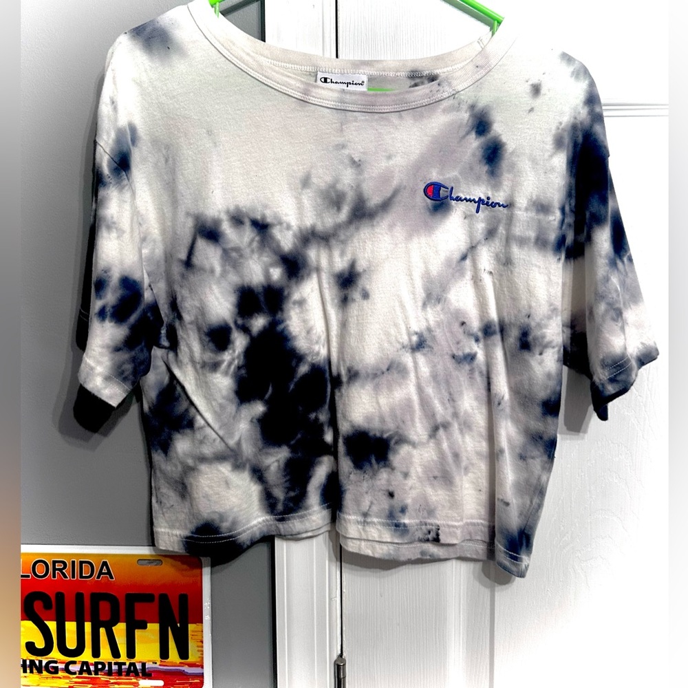 Champion women’s tie dye black crop t shirt
